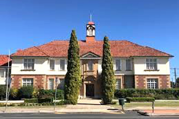 Warwick High School.