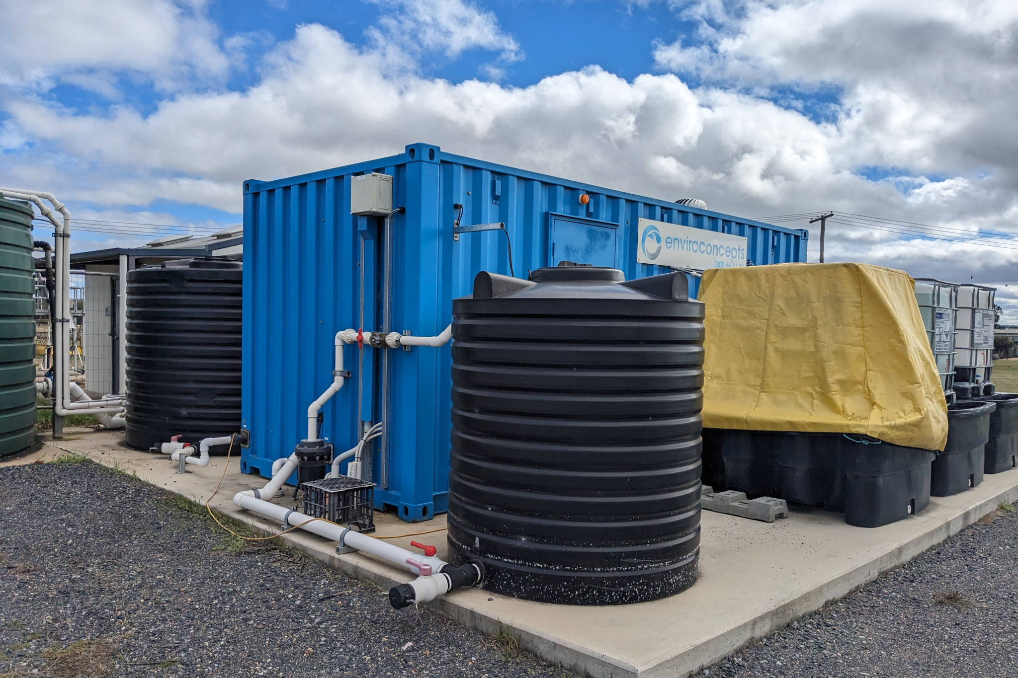 Recycling plant setup.